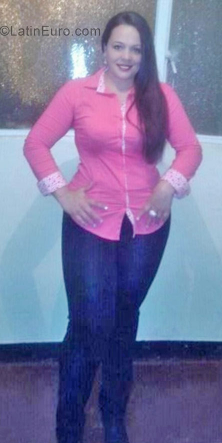 Date this funny Colombia girl Ivonne from Bogota CO22546