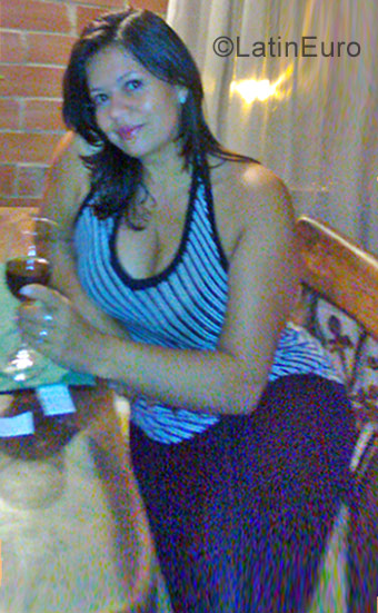 Date this beautiful Colombia girl Martha from Bogota CO22635