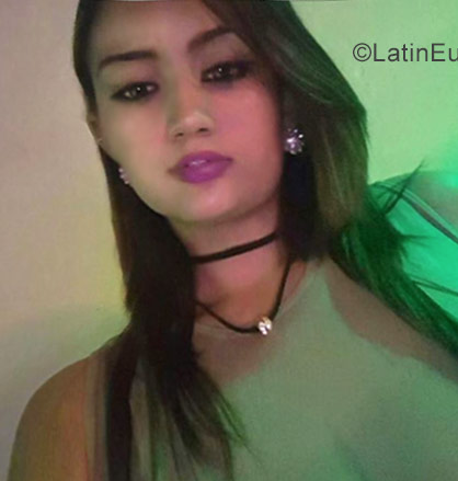 Date this exotic Dominican Republic girl Indhira from Santo Domingo DO30609