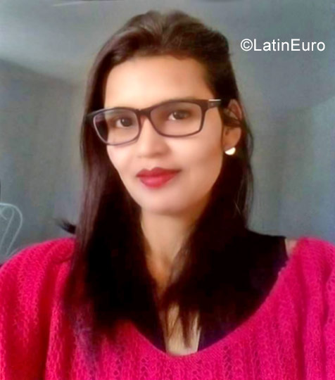 Date this stunning Peru girl Jaqueline from Lima PE1160