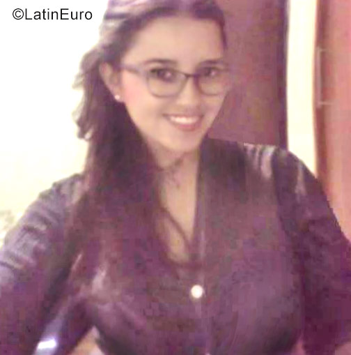 Date this nice looking Colombia girl Gina from Manizales CO22732