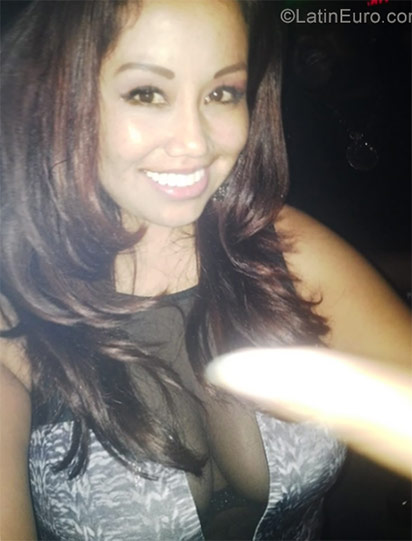 Date this passionate Peru girl Karyna from Lima PE1165