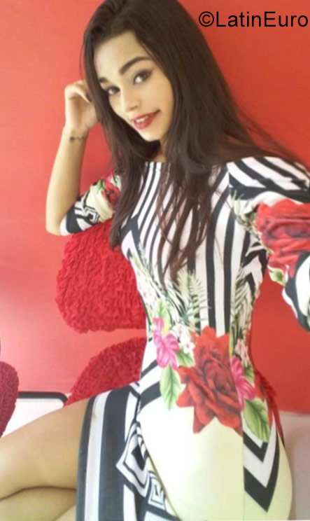 Date this athletic Brazil girl Kerlene from Fortaleza BR10354