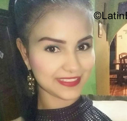 Date this cute Venezuela girl Seleni from Barinas VE1139
