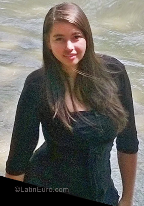 Date this tall Colombia girl Alejandra from Medellin CO22871