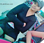 stunning Colombia girl Sandra from Neiva CO22876