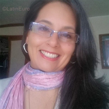 Date this foxy Colombia girl Ivonne from Bogota CO22928