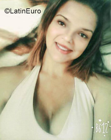Date this lovely Venezuela girl Fanny from Aragua VE1200