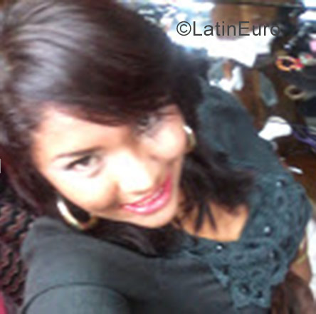 Date this exotic Venezuela girl Karen from Caracas VE1220