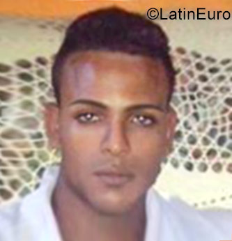 Date this good-looking Cuba man Osvaldo from Havana CU193