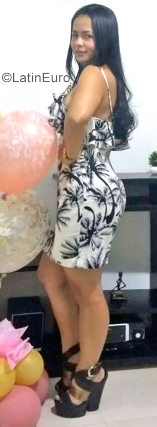 Date this delightful Colombia girl Daniela from Valledupar CO23093