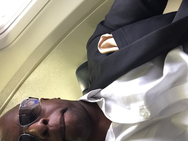 Date this tall United States man Tpdola from  US18969