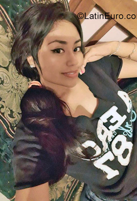 Date this hard body Colombia girl Jenny from Villavicencio CO23197