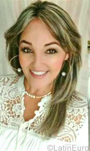 Date this charming Colombia girl Mary from Villavicencio CO23201
