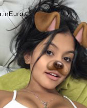Date this passionate Venezuela girl Yorveli from Caracas VE1296