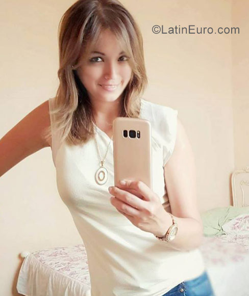 Date this georgeous Peru girl Nelly from Piura PE1278