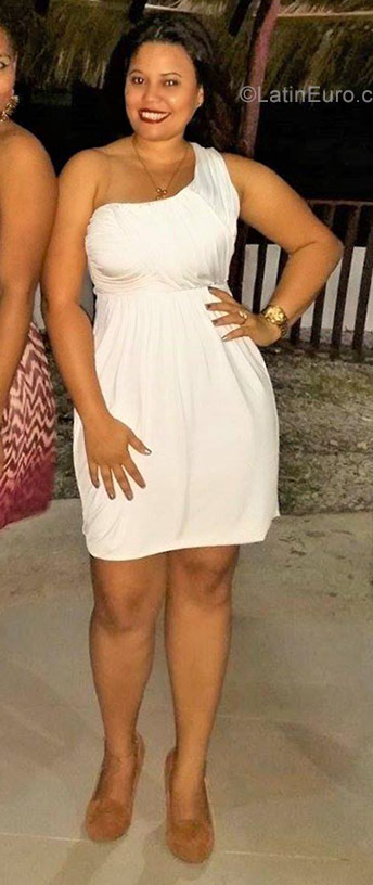 Date this georgeous Dominican Republic girl Jasmel from Nagua DO31557