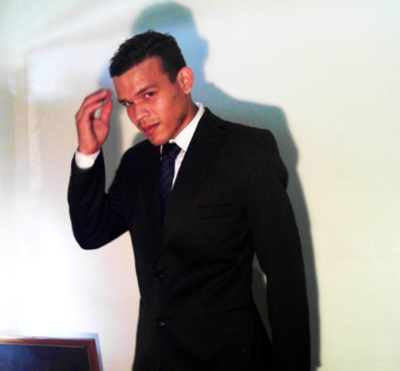 Date this tall Venezuela man YERRY from Caracas VE1341