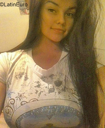 Date this voluptuous Venezuela girl Elizabeth from Ciudad Ojeda VE1358