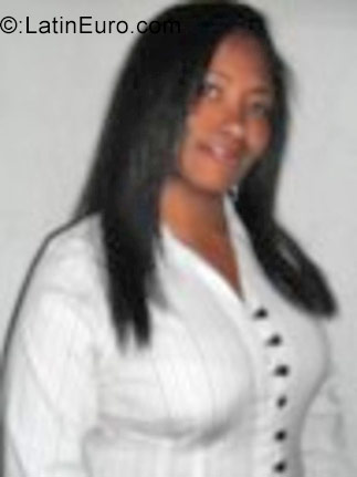 Date this hot Colombia girl Patricia Enciso from Cali CO23613