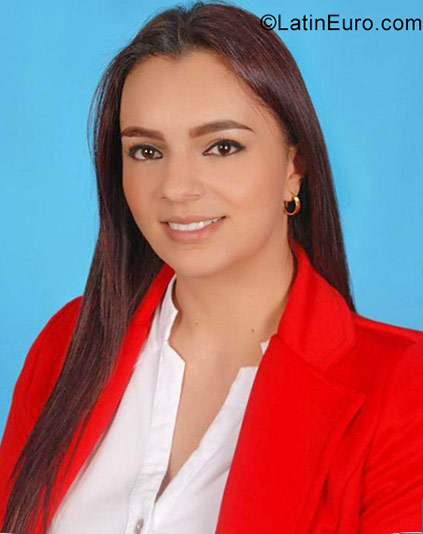 Date this passionate Colombia girl Diana from Pereira CO23618