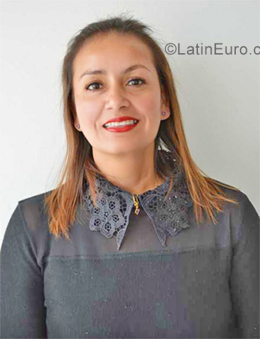 Date this fun Colombia girl Made from Bogota CO23674