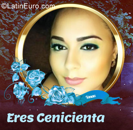 Date this attractive Colombia girl Vanessa from Barranquilla CO23678