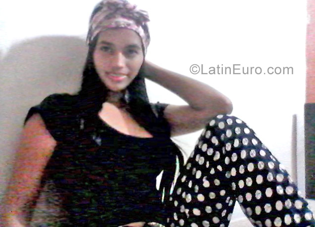 Date this young Venezuela girl Yurendy from Ciudad bolivar VE1529