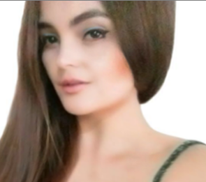 Date this attractive Colombia girl Valeria from Bogota CO23717
