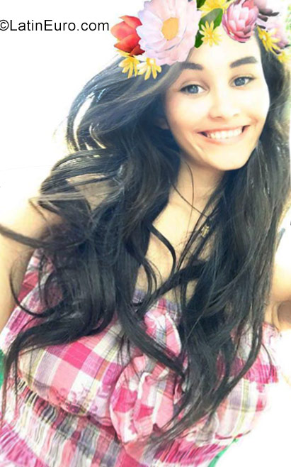 Date this fun Venezuela girl Dilma from Anaco VE1532