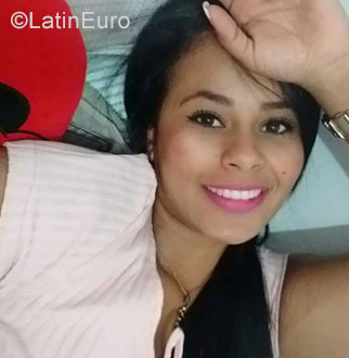 Date this nice looking Colombia girl Mildred from Ibague CO23719