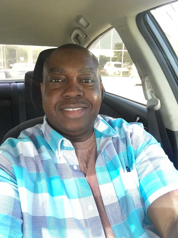 Date this attractive United States man Derrick from Dallas US19274