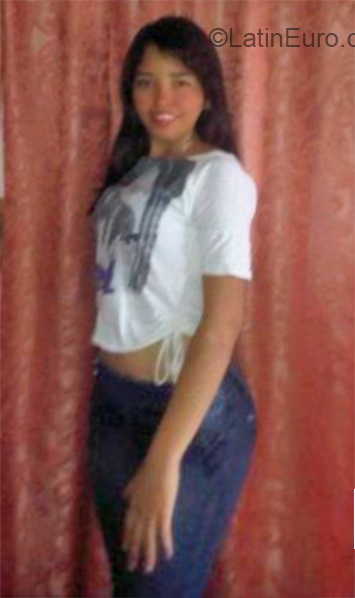 Date this passionate Venezuela girl Maria from San Fernando De Apure VE1603