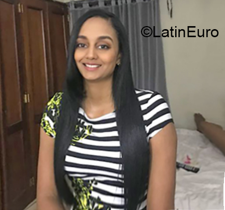 Date this sensual Dominican Republic girl Patty from Santo Domingo DO32367