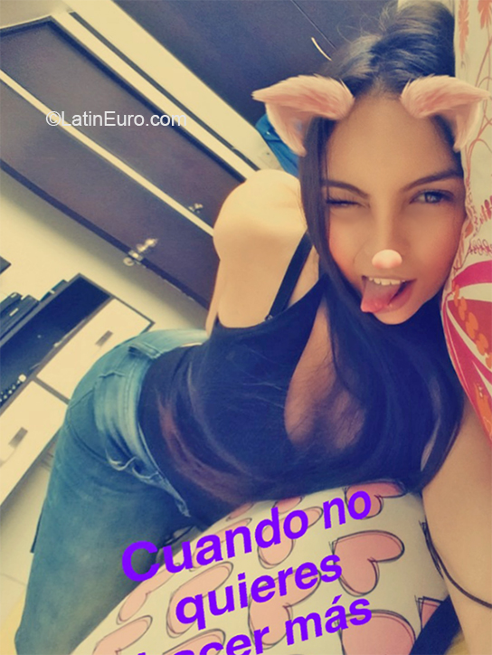 Date this exotic Colombia girl Acda from Medellín CO25306