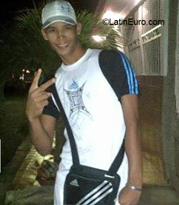Date this good-looking Venezuela man Alfonso from Caracas VE1621