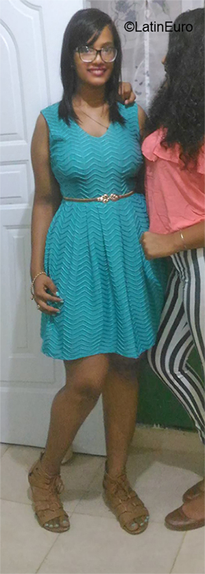 Date this foxy Dominican Republic girl Angela from Hato Mayor DO34249