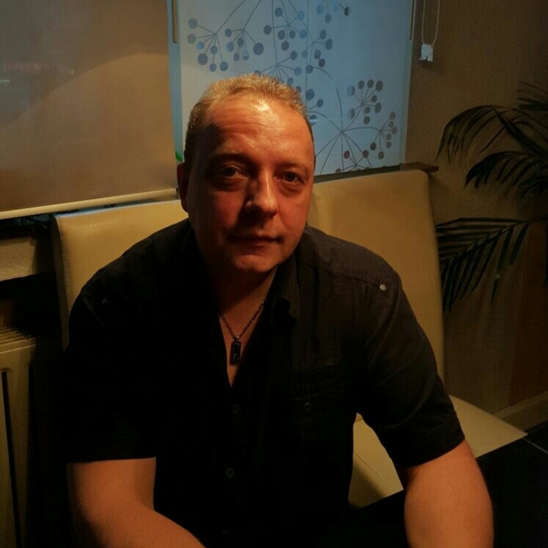 Date this tall Germany man Korki69 from Duisburg DE471