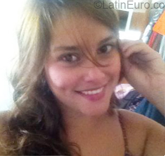 Date this funny Colombia girl Noella from Bogota CO24001