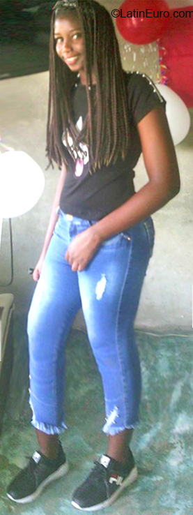 Date this hard body Colombia girl Miyarley from Puerto Tejada CO24013