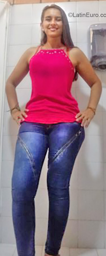 Date this funny Colombia girl Fidelina from VillasGarzon CO24041