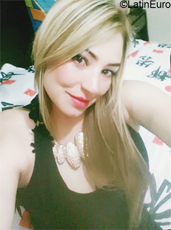 Date this young Colombia girl Victoria echvav from Medellin CO27954