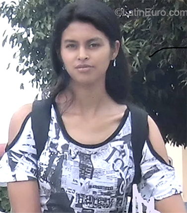 Date this lovely Colombia girl Claudia from Popayan CO24053