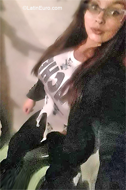 Date this funny Colombia girl Alexandra from Bogota CO24098