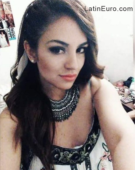 Date this voluptuous Argentina girl Sol from San Miguel De Tucuman AR141