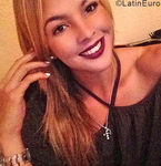 pretty Venezuela girl Anais from Valencia VE1756