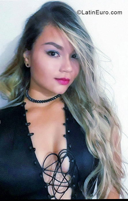 Date this fun Colombia girl Alejandra from Villavicencio CO24078