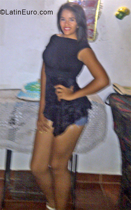 Date this tall Venezuela girl Dioscorie from Puerto La Cruz VE1759