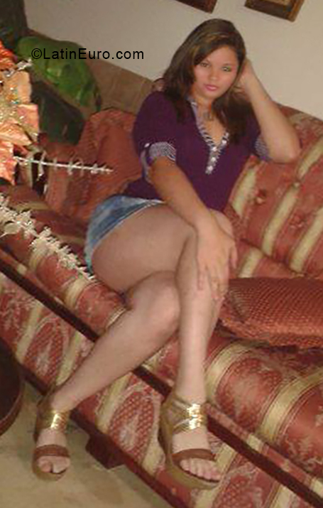 Date this passionate Venezuela girl Liliana from Caracas VE1766