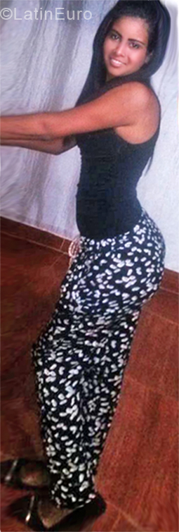 Date this delightful Venezuela girl Gabriela from Coro VE1827